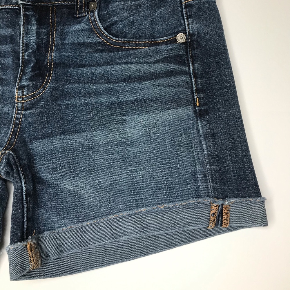American Eagle Mid-Rise Raw-Hem Jean Shorts - 4 - Picture 10 of 17